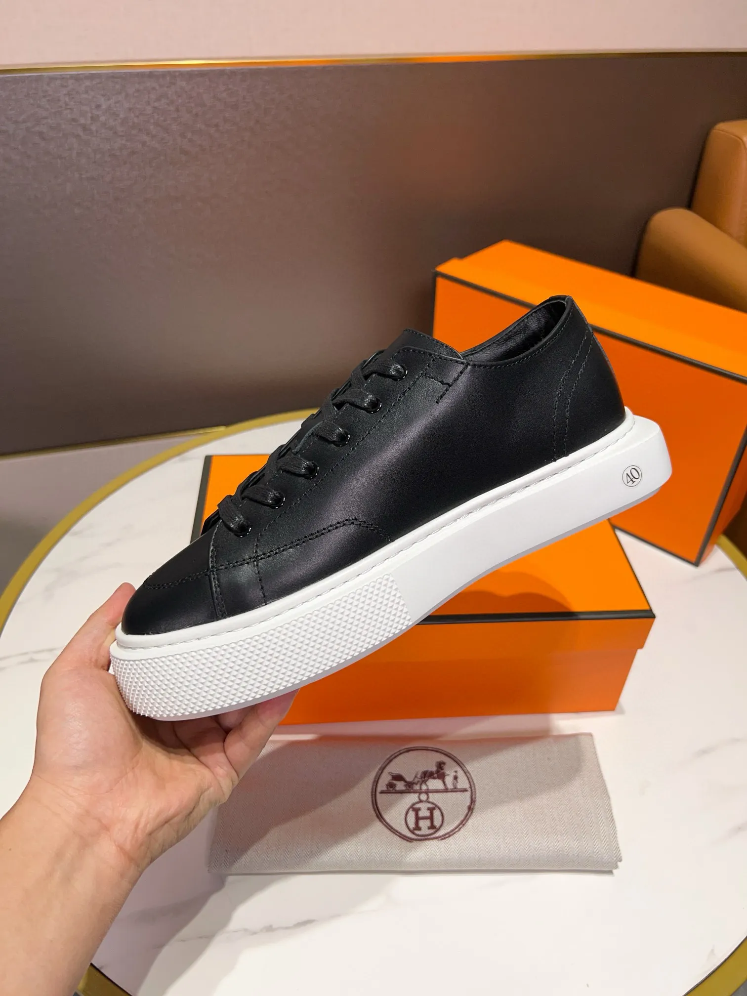 Factory price: 438💰[HERMES] Hermès - high-end quality original order 🔍🔍new product from men's counter uppers imported from Italy cowhide, sheepskin lining soles: original factory special soles, exclusive movable molded soles super comfortable, original factory follow-up goods - super high quality control·fine workmanship: highlighted (high-end·nobility·grade) -Size: 38-44 (45 can be customized)·